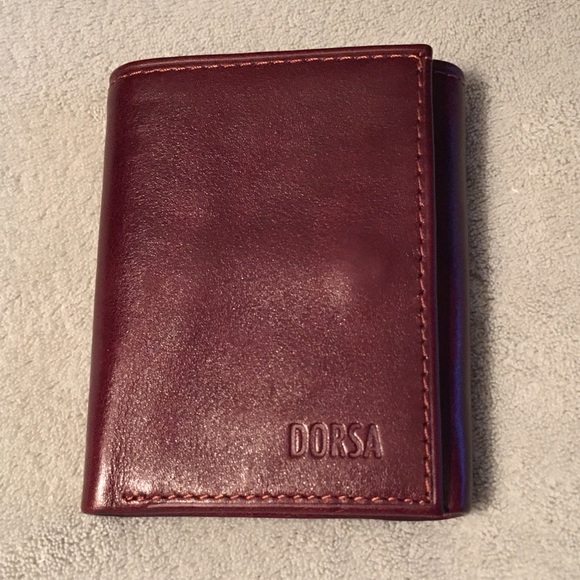 Other - Brown leather wallet